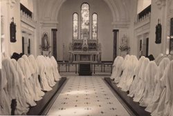 1934   – Mater convent chapel