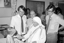 12 December 1981   – New Mater Adult Hospital opened