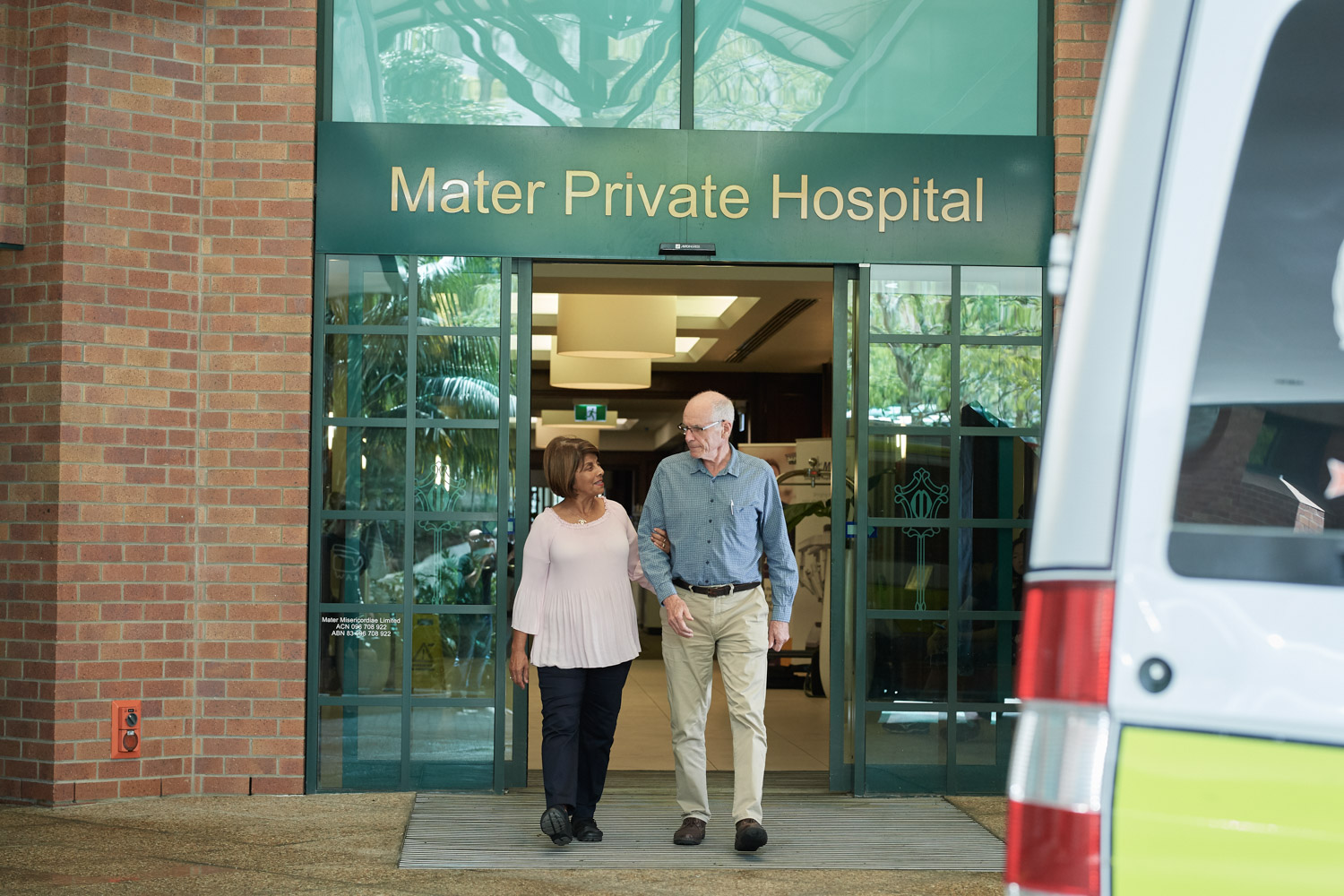Entrance to Mater Private Hospital Brisbane