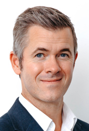 Imported specialist portrait from external source URL. Source specialist Id=33.