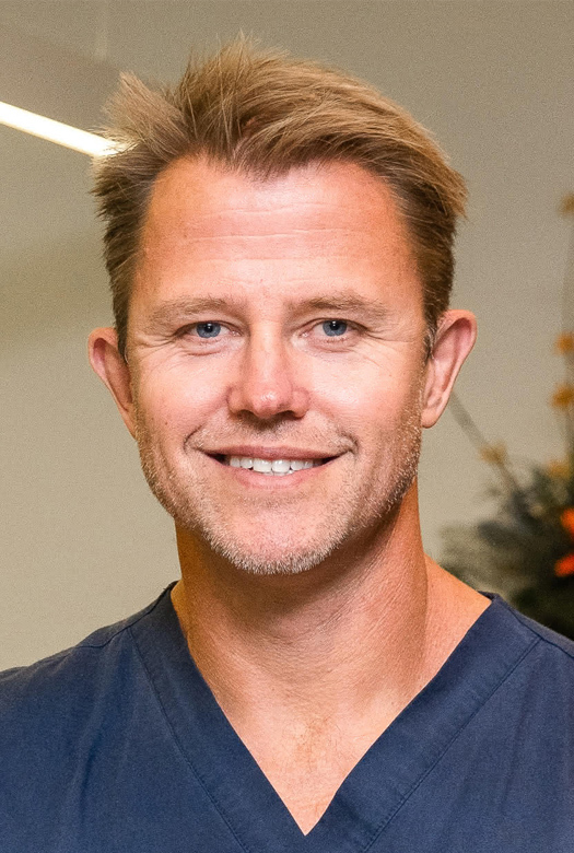 Imported specialist portrait from external source URL. Source specialist Id=141.