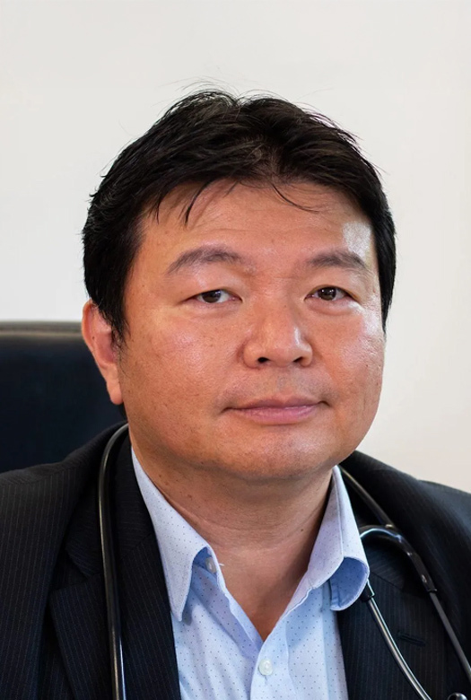Imported specialist portrait from external source URL. Source specialist Id=92.